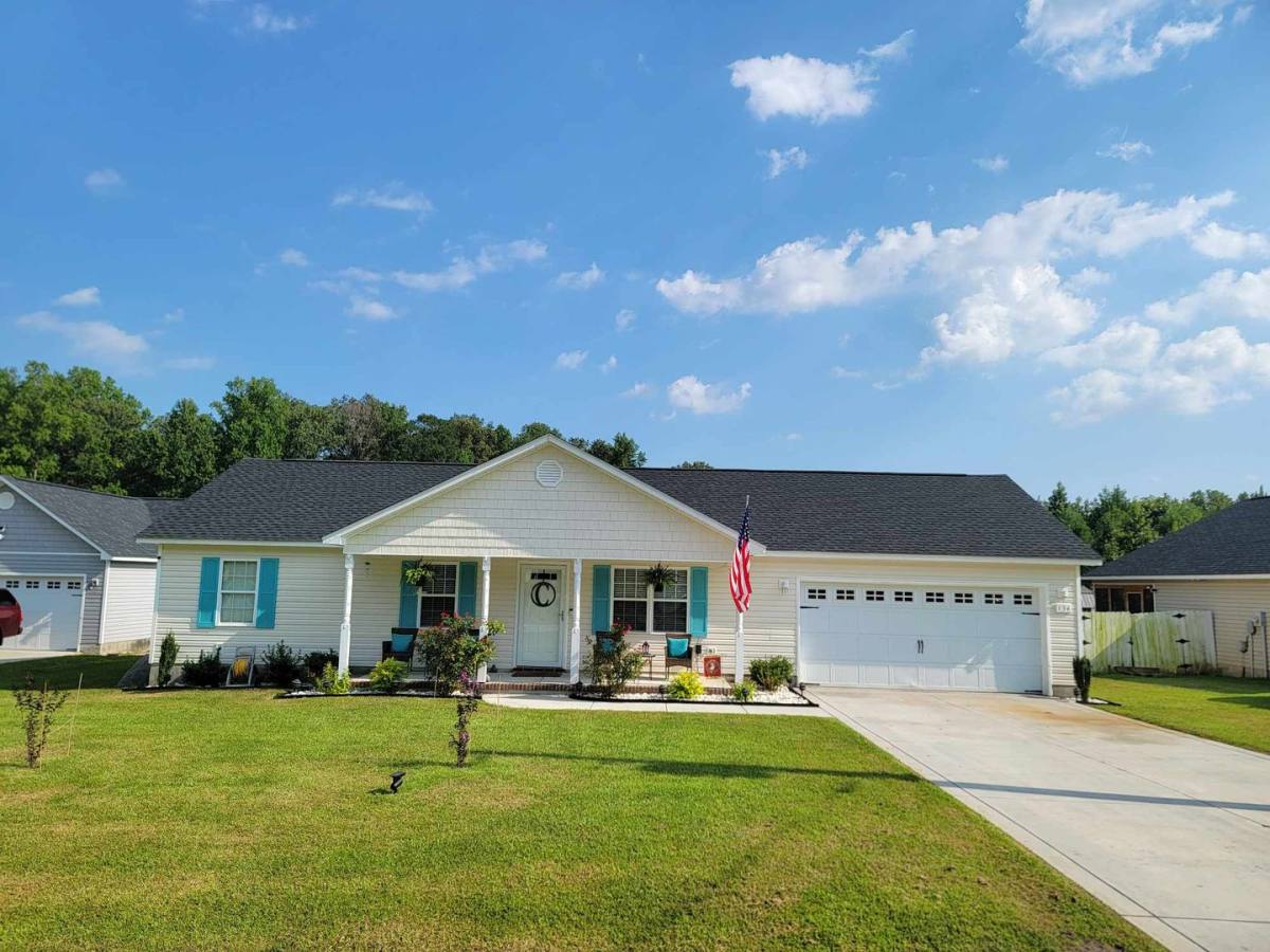 House for rent at 134 Woodbury Farm Dr, Jacksonville, NC 28540