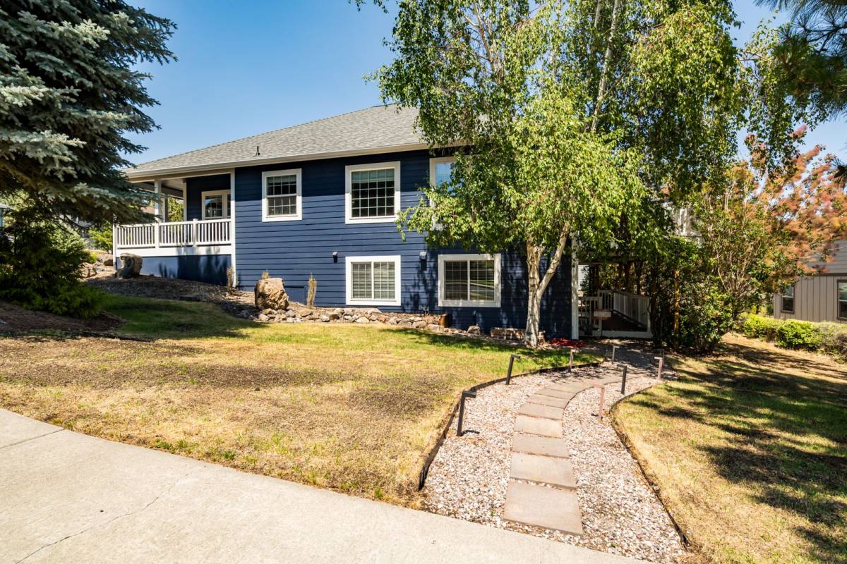Apartment for rent at 3408 SW Xero Court, Redmond, OR 97756