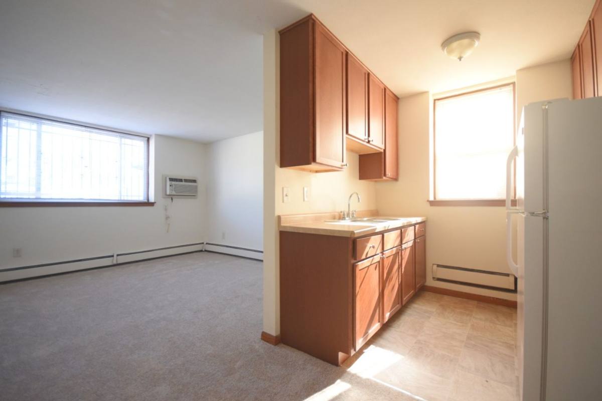 Apartment for rent at 2509 Dupont Ave S, Minneapolis, MN 55405