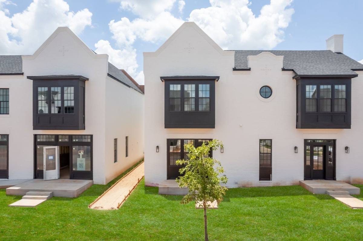 Apartment for rent at 18814 Selah Way, Norman, OK 73072