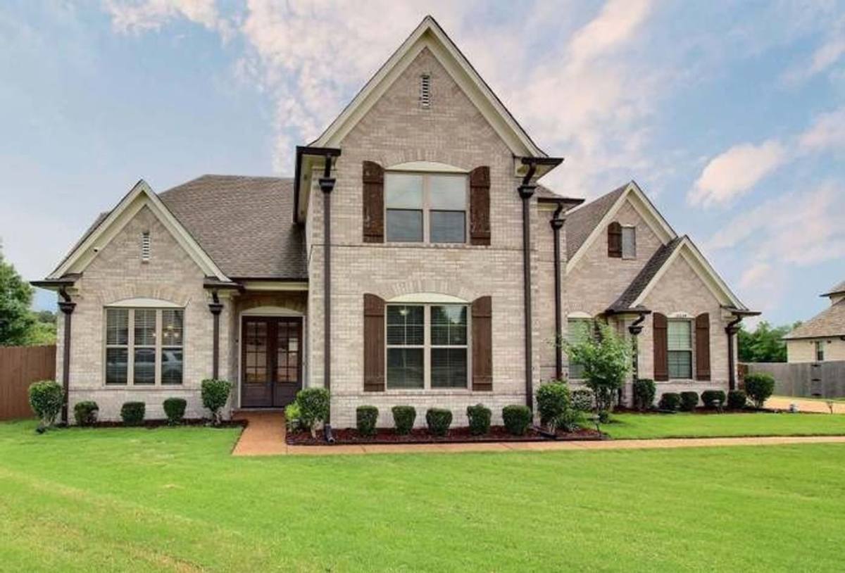 House for rent at 10634 Saffron Hill Cove, Collierville, TN 38017
