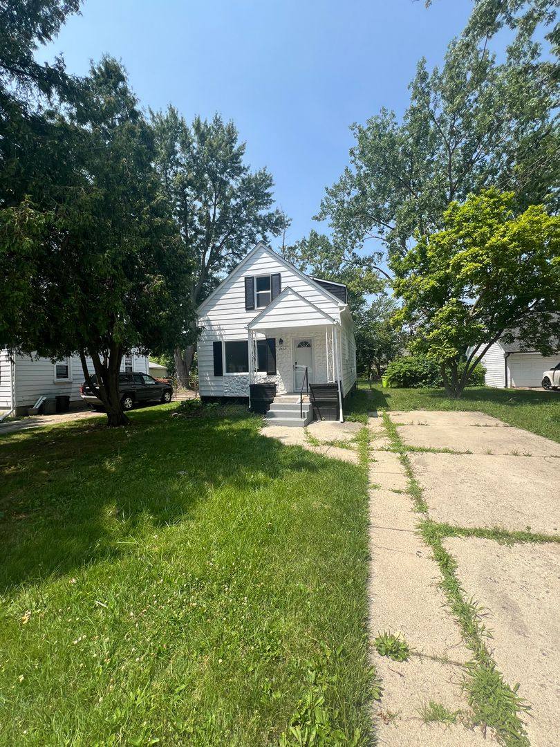 House for rent at 25271 Ford St, Roseville, MI 48066