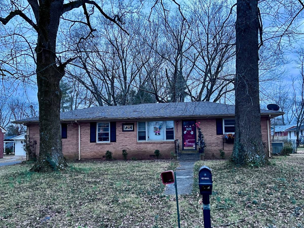 House for rent at 1706 Bartway, Murfreesboro, TN 37130