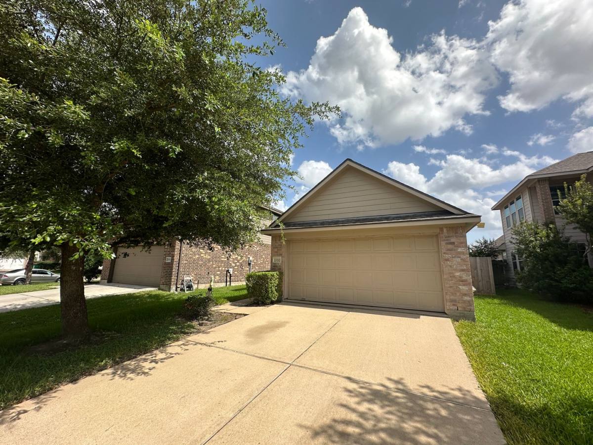 House for rent at 20707 Indigo River Lane, Katy, TX 77449