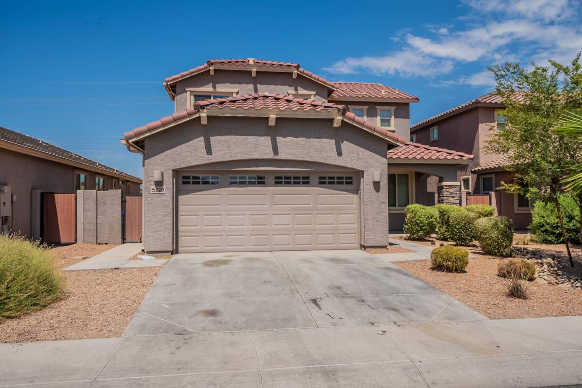 House for rent at 5220 S 16th Place, Phoenix, AZ 85040