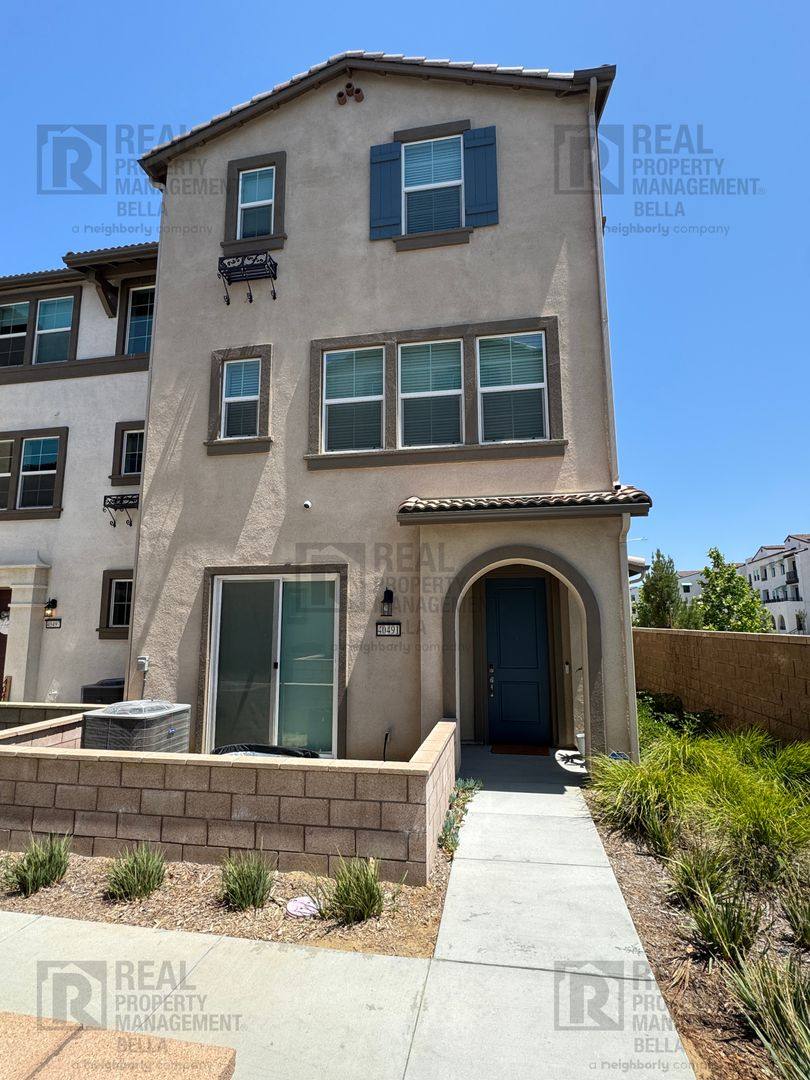 Condo for rent at 40491 Melrose Dr, Temecula, CA 92591