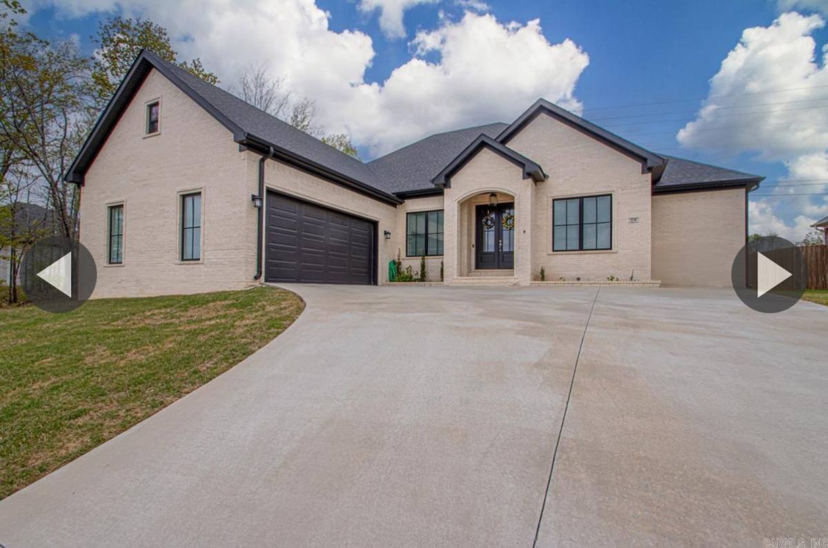 House for rent at 9749 Cliffside Dr, Sherwood, AR 72120