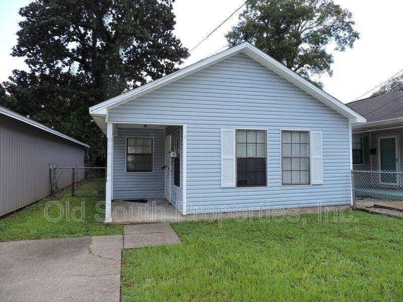 House for rent at 119 N Reus St, Pensacola, FL 32505