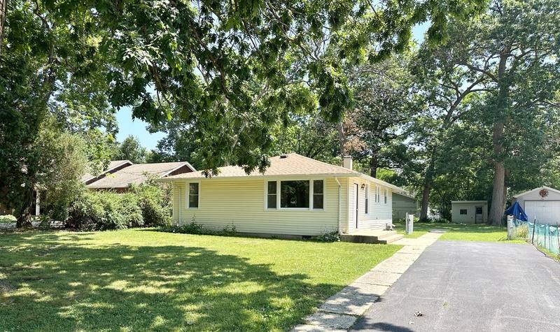 House for rent at 35339 N Hickory Lane, Round Lake, IL 60073