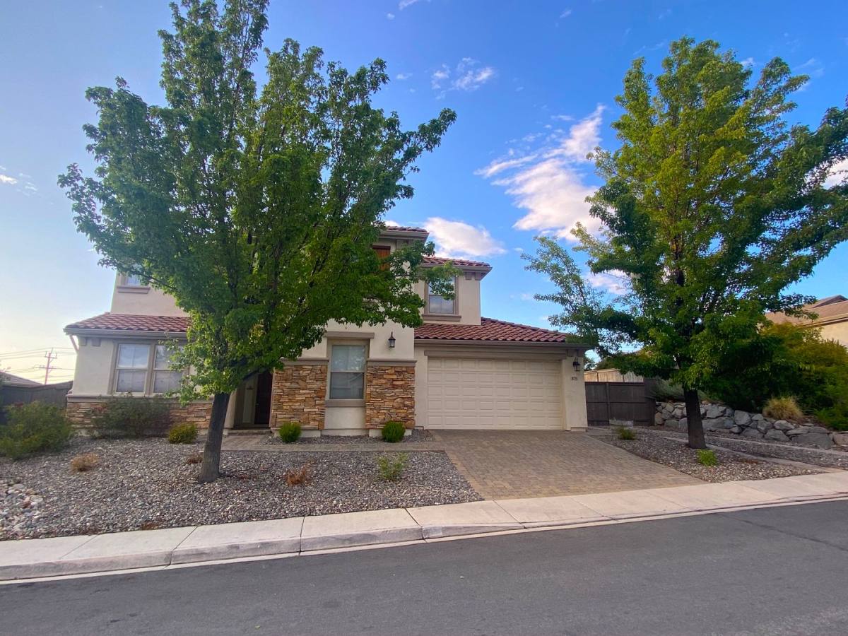 House for rent at 875 Sienna Park Dr, Reno, NV 89512