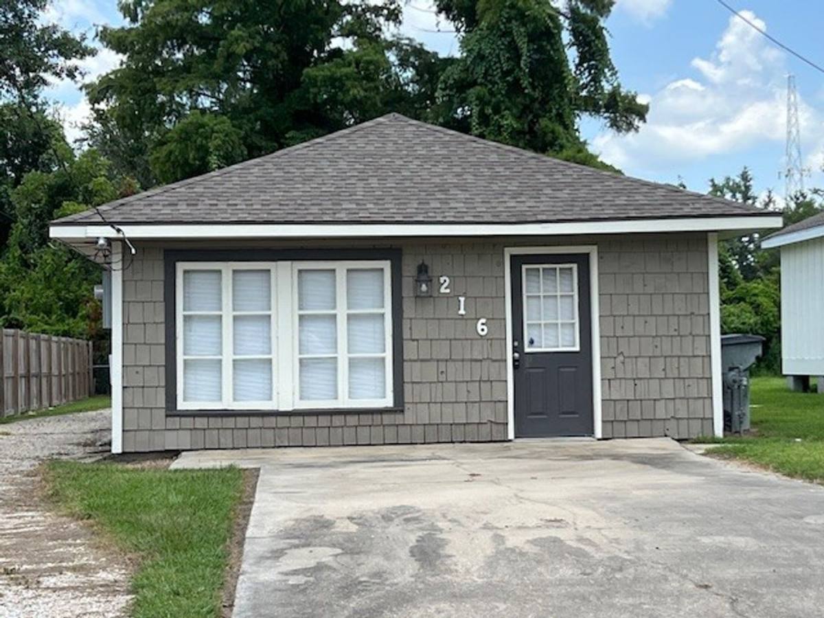 House for rent at 216 Brundrette St, Lake Charles, LA 70605