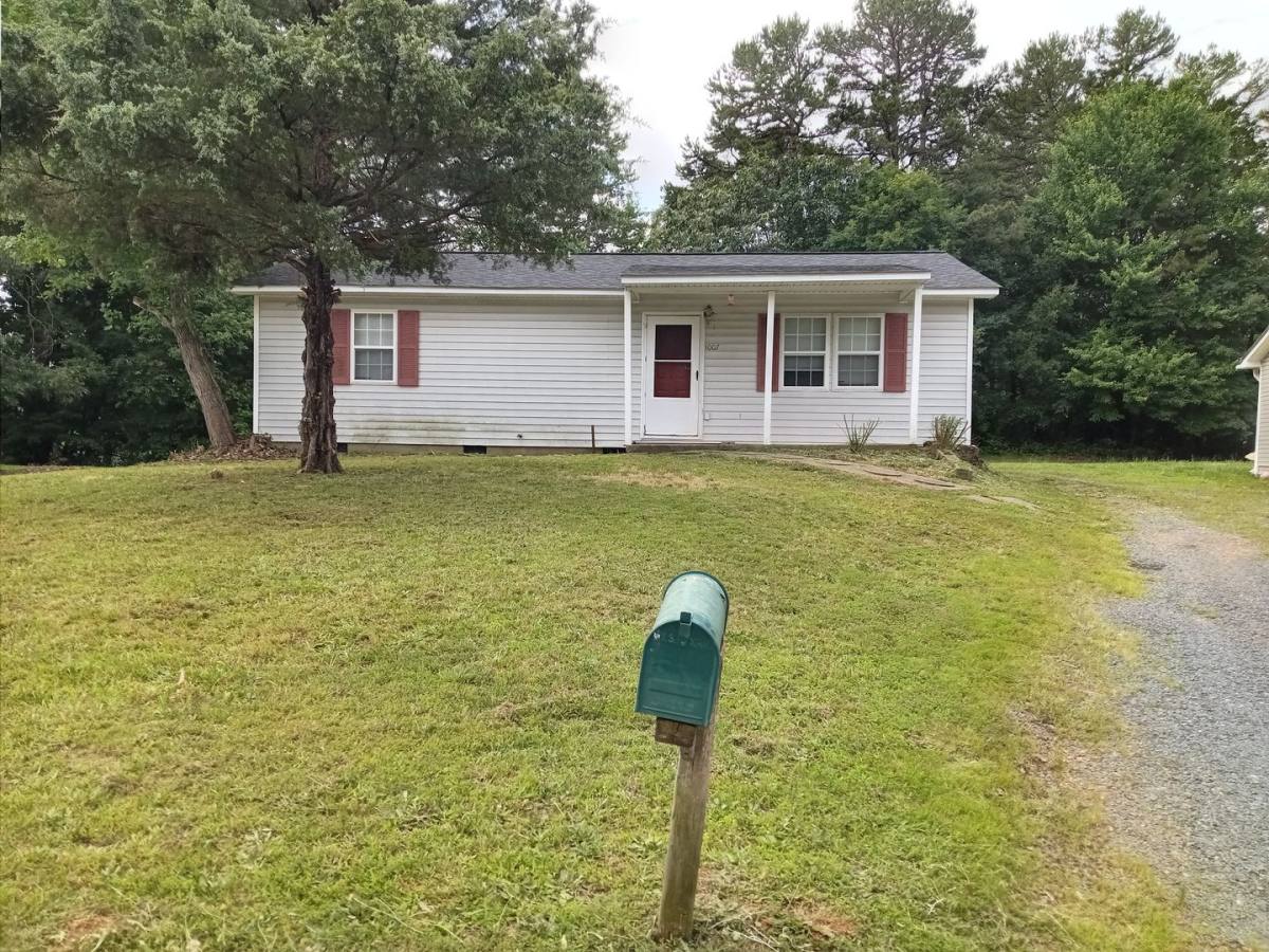 House for rent at 1007 Breezeway Court, Asheboro, NC 27203