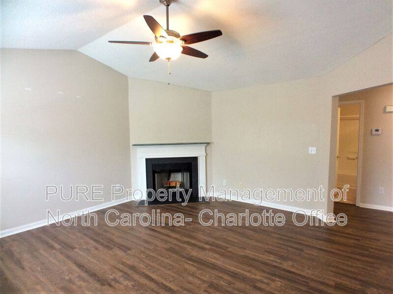 Townhouse for rent at 11148 Whitlock Crossing Court, Charlotte, NC 28273