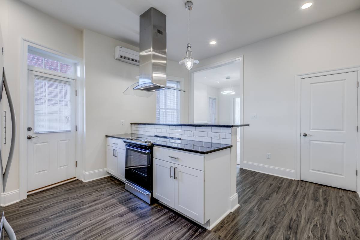 Apartment for rent at 2606 W Main St #1, Richmond, VA 23220