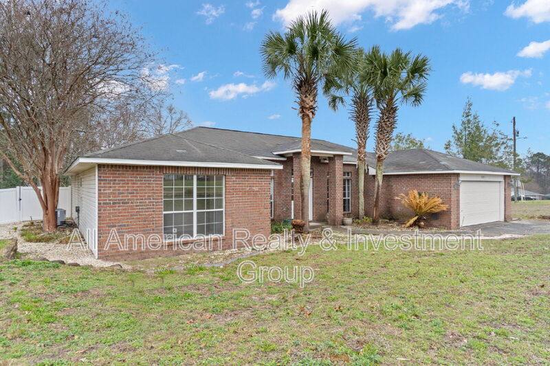House for rent at 312 Peggy Dr, Crestview, FL 32536