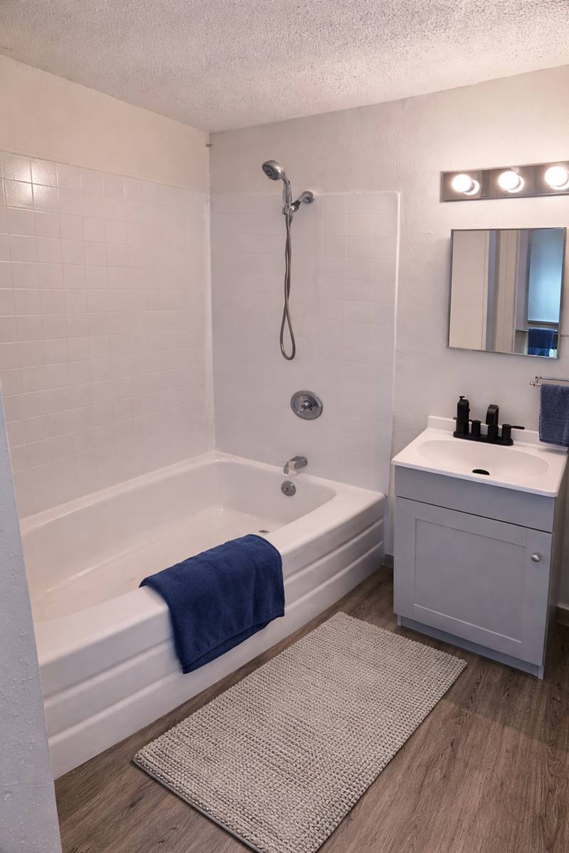 Apartment for rent at 1937 W 1st St, Ankeny, IA 50023