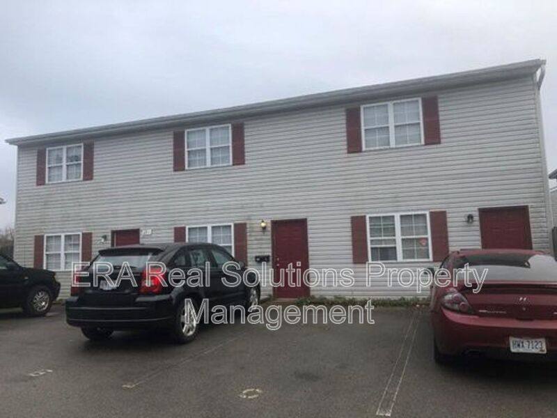 Townhouse for rent at 201 John St #B, Hillsboro, OH 45133