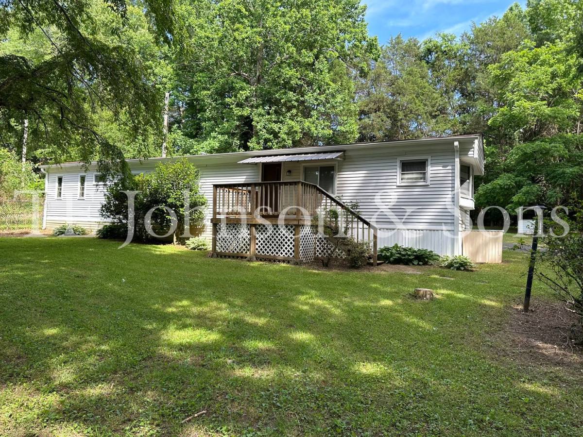 House for rent at 527 Lyons Dr, Clemmons, NC 27012