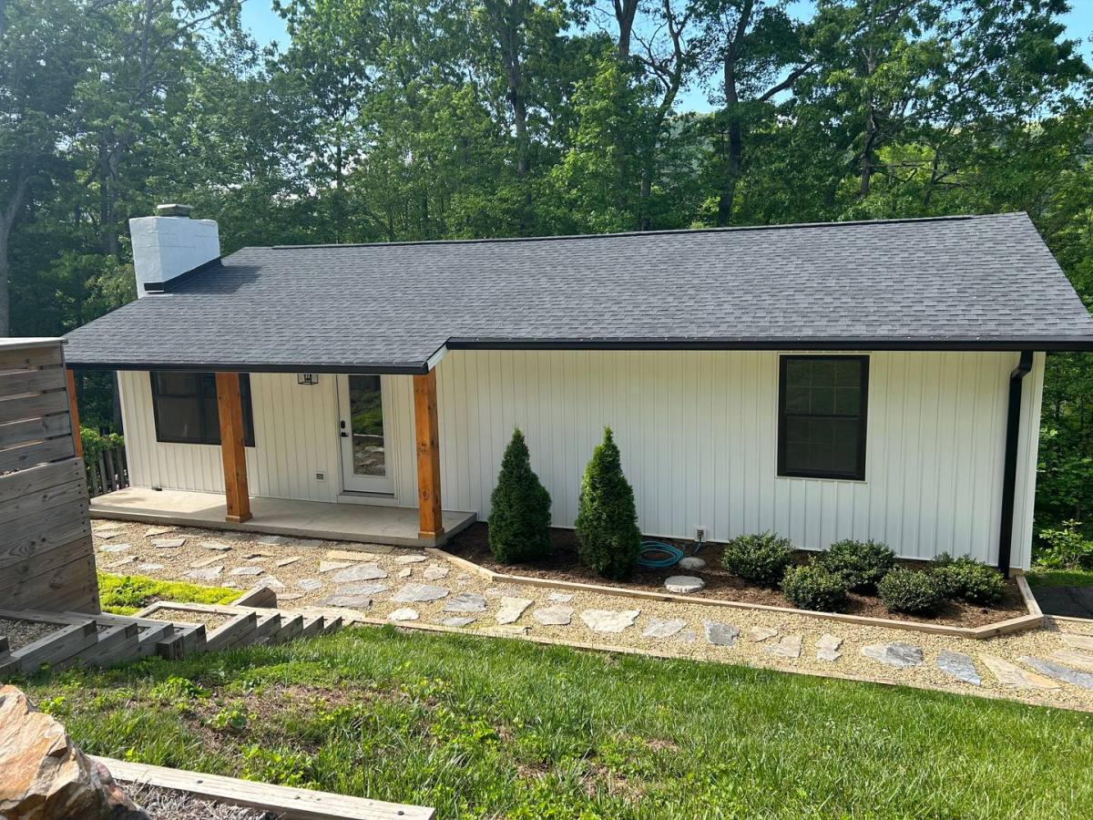 House for rent at 110 Aycock St, Black Mountain, NC 28711