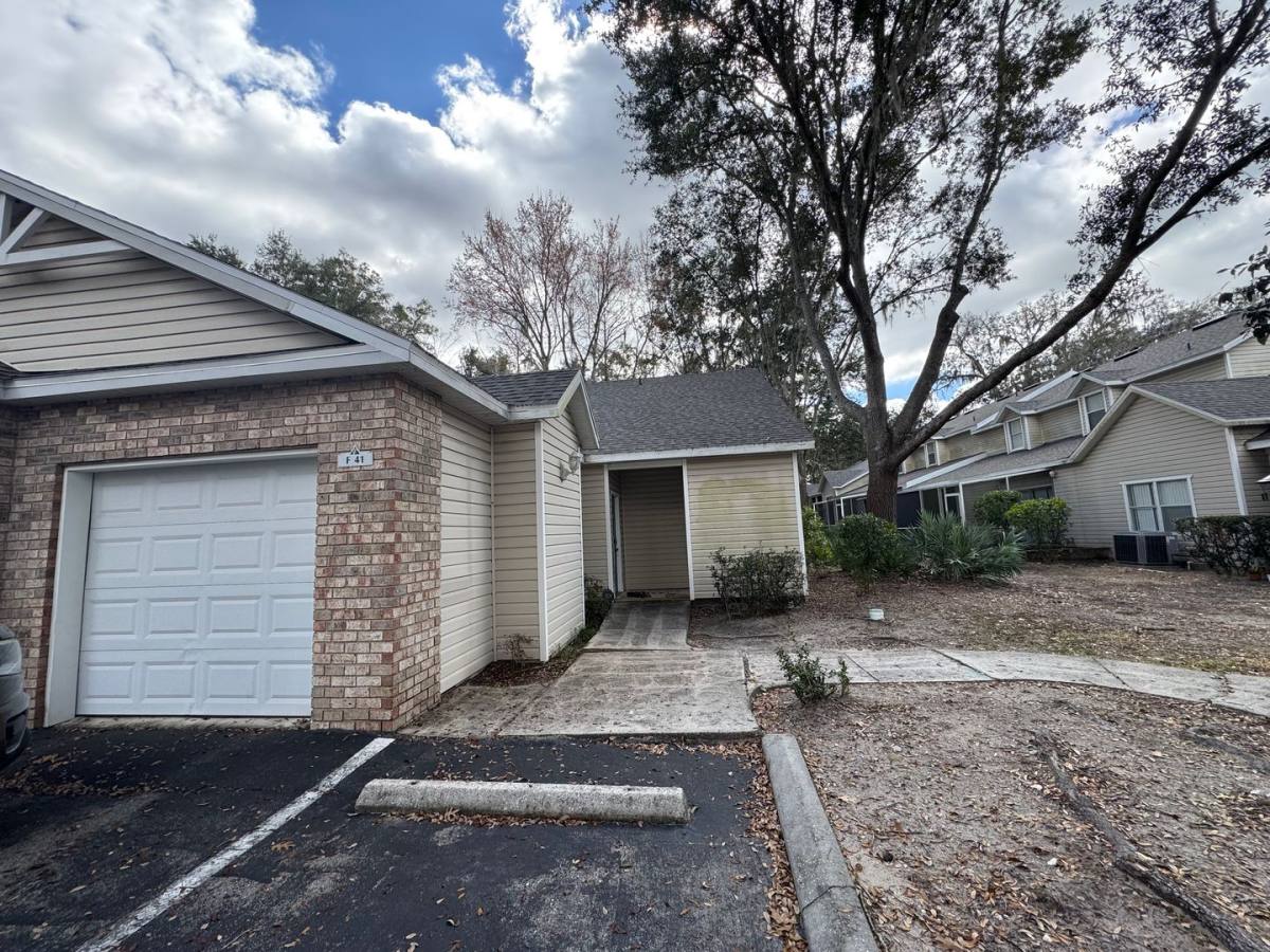 Apartment for rent at 4700 SW Archer Rd #F 41, Gainesville, FL 32608