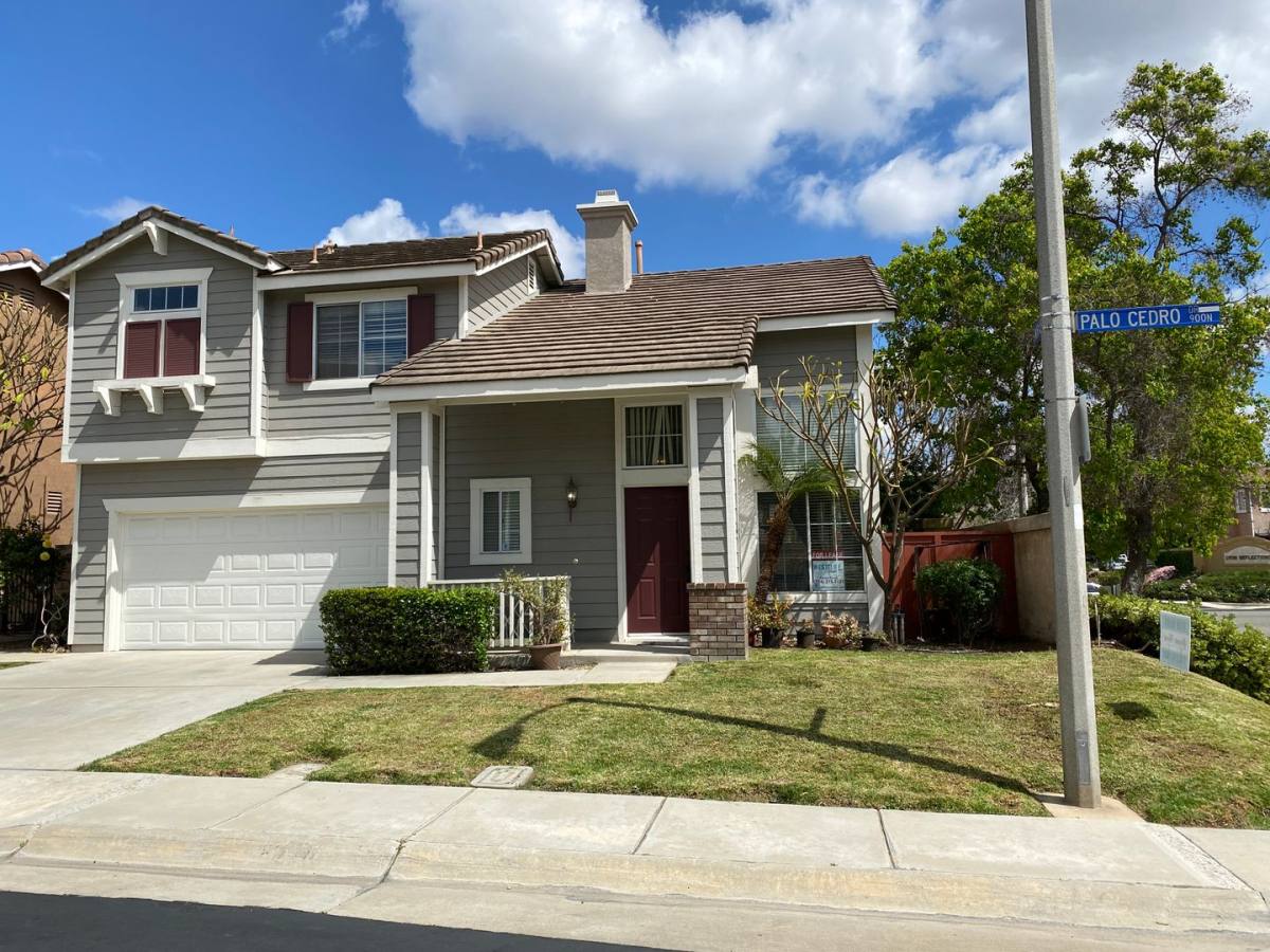 House for rent at 909 Palo Cedro Dr, Corona, CA 92879