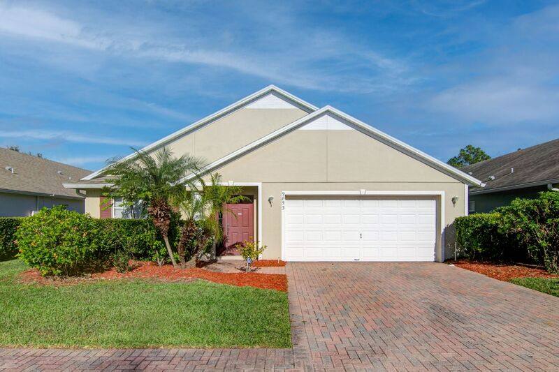 Apartment for rent at 9853 Portofino Dr, Orlando, FL 32832