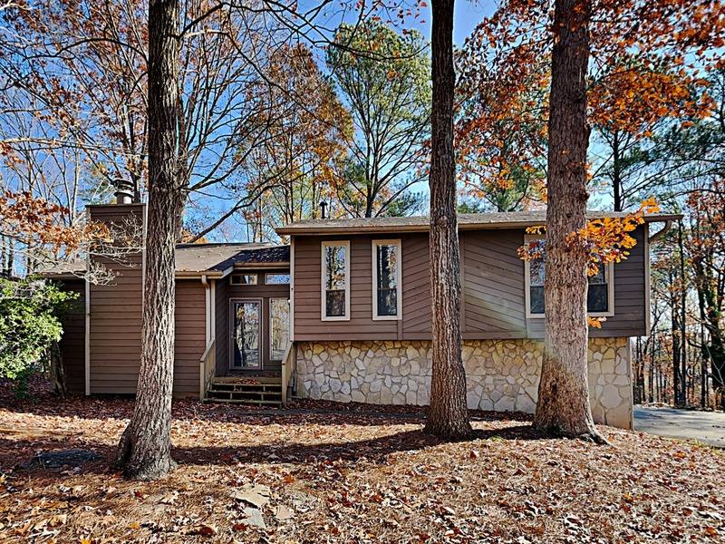 House for rent at 619 Green Valley Dr SE, Smyrna, GA 30082