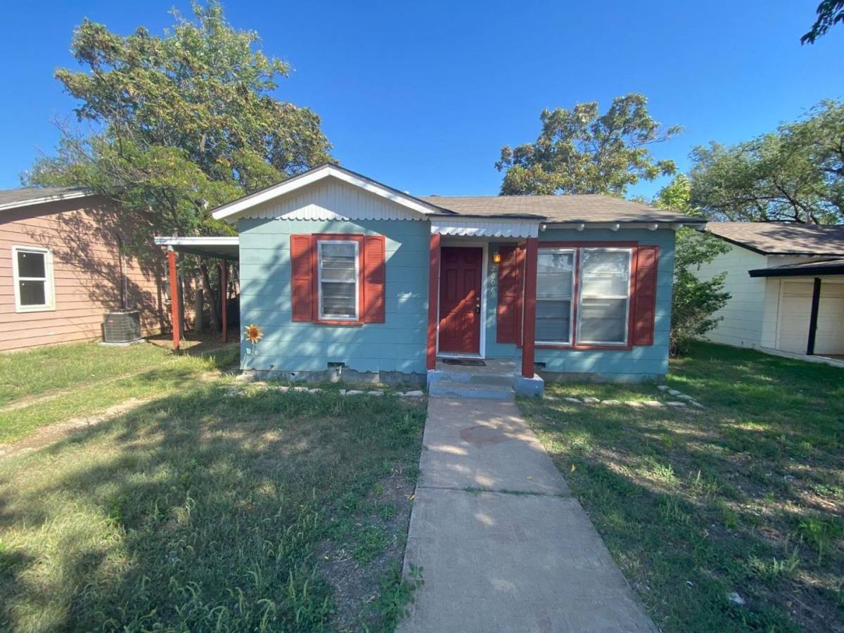 House for rent at 2606 39th St, Lubbock, TX 79413