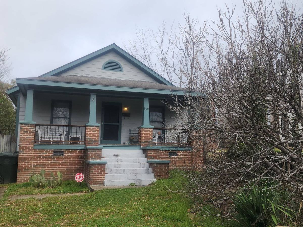 House for rent at 509 E Cabarrus St, Raleigh, NC 27601