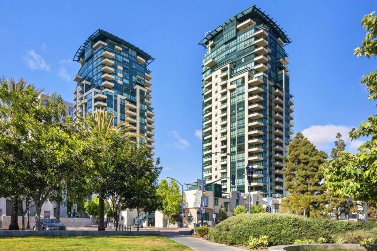 Condo for rent at 555 Front St, San Diego, CA 92101