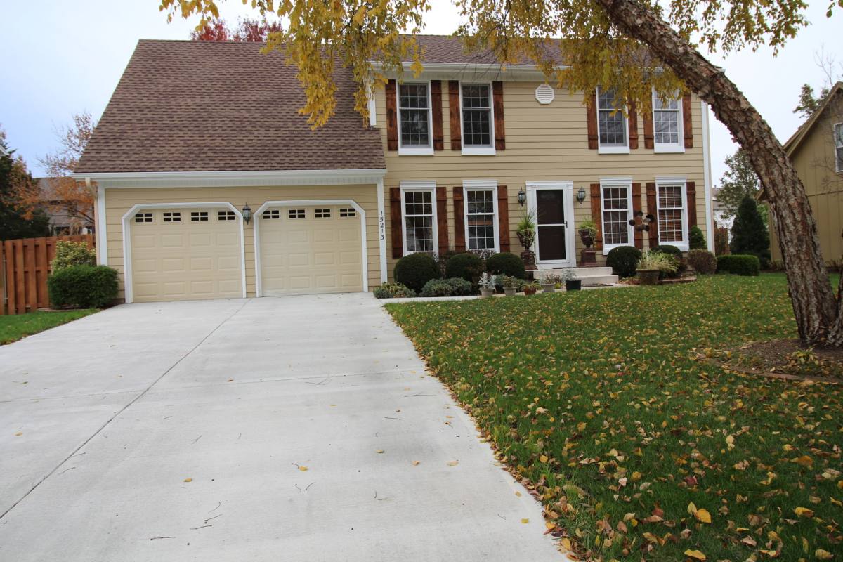 House for rent at 15213 Beverly St, Overland Park, KS 66223