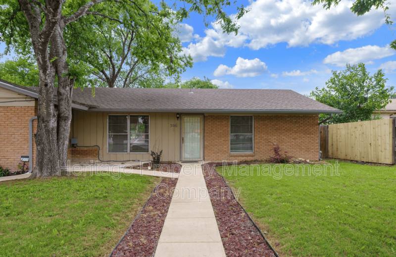 House for rent at 306 E Cheryl Dr, San Antonio, TX 78228