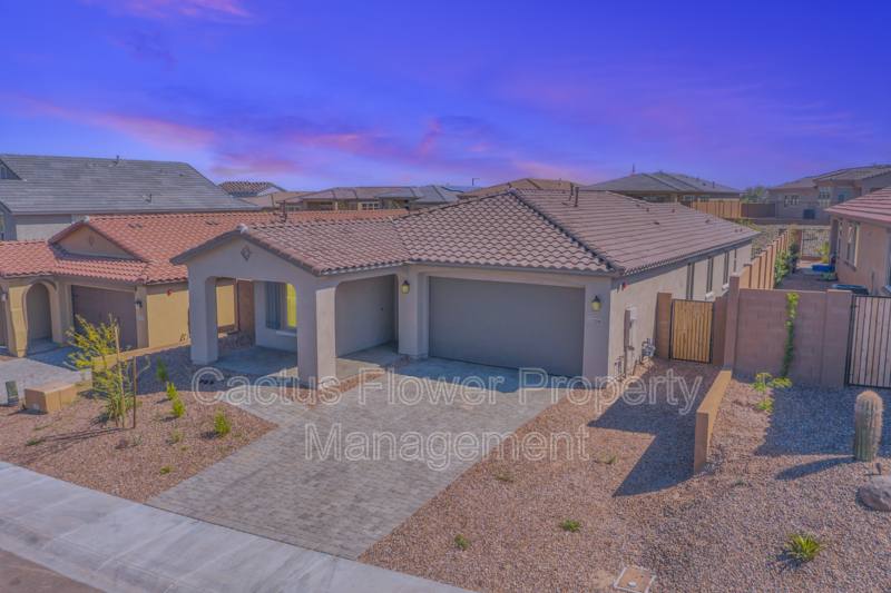House for rent at 13281 W Crimson Terrace, Peoria, AZ 85383