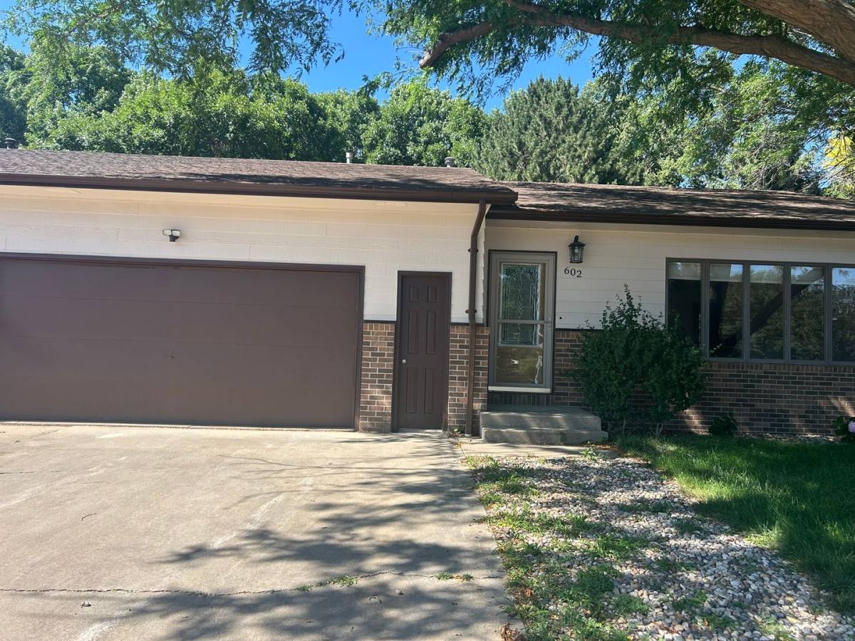 House for rent at 602 E 57th St, Sioux Falls, SD 57108