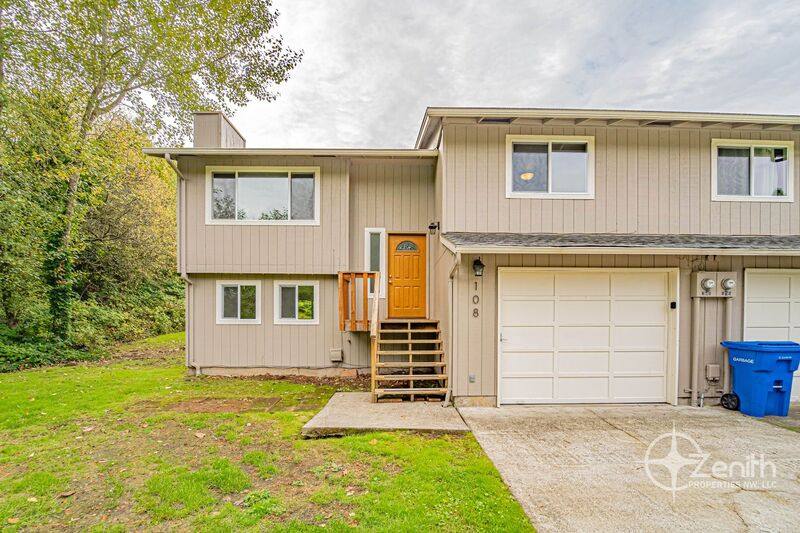 House for rent at 106 W Beacon Hill Dr #108, Longview, WA 98632