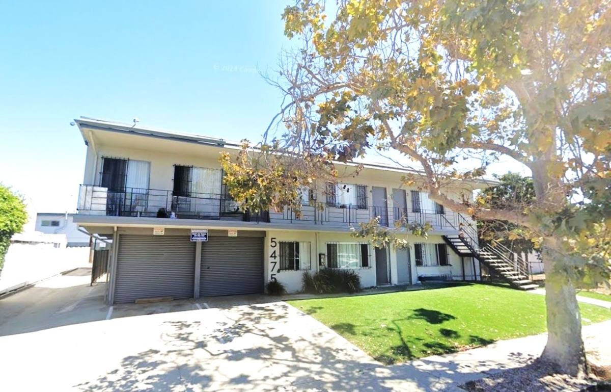 Apartment for rent at 5475 Homeside Ave, Los Angeles, CA 90016