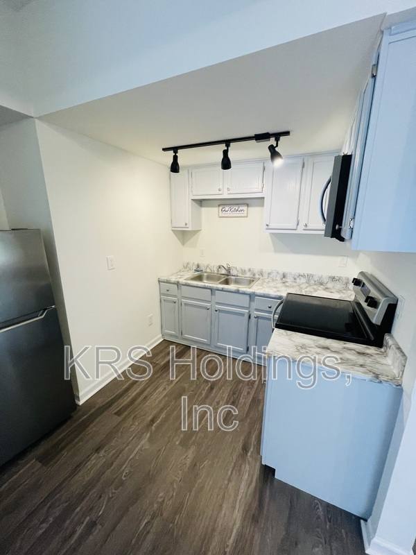 House for rent at 92 W County St, Hampton, VA 23663
