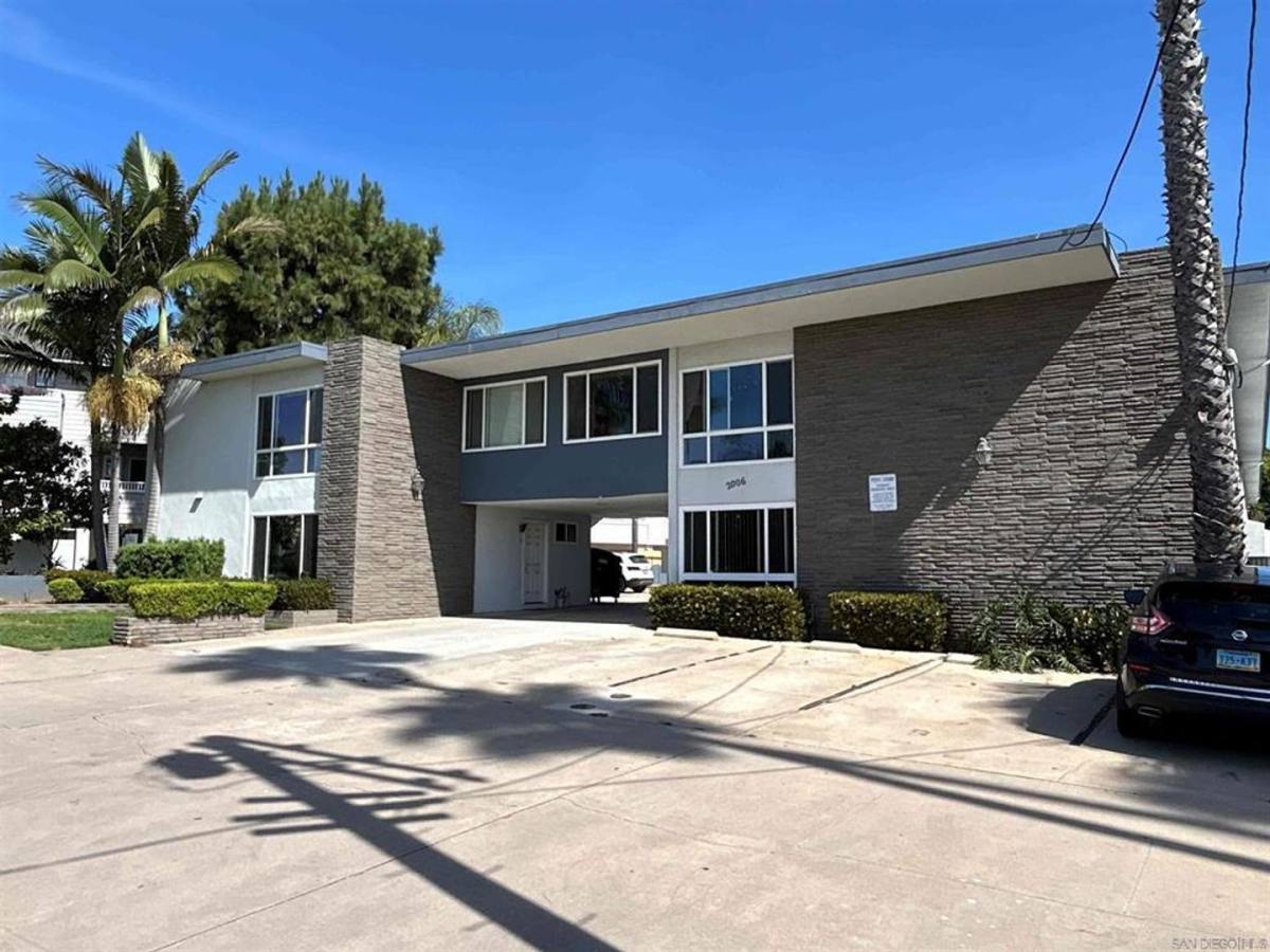 Apartment for rent at 2006 Diamond St, San Diego, CA 92109