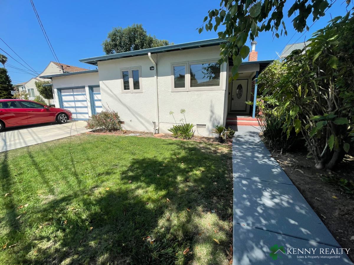 Apartment for rent at 134 136 W, San Mateo, CA 94403