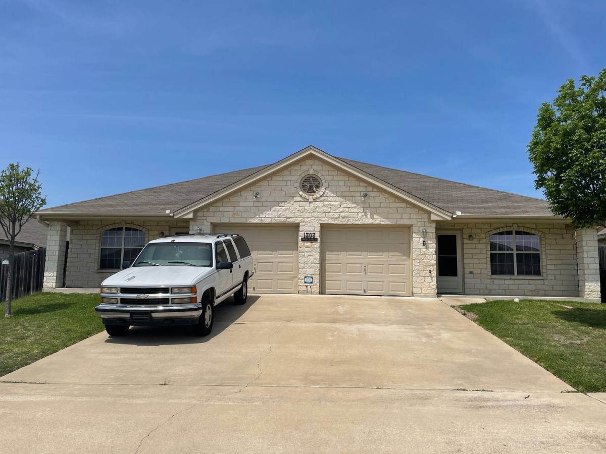 Apartment for rent at 1303 Powder River Dr, Killeen, TX 76549