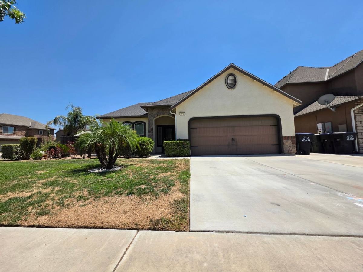 House for rent at 2258 N Sallee Court, Visalia, CA 93277