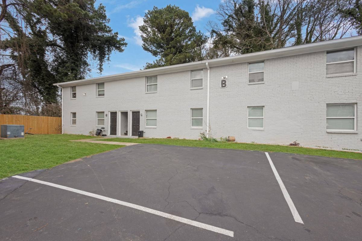 Apartment for rent at 2040 Stanton Rd, Atlanta, GA 30344
