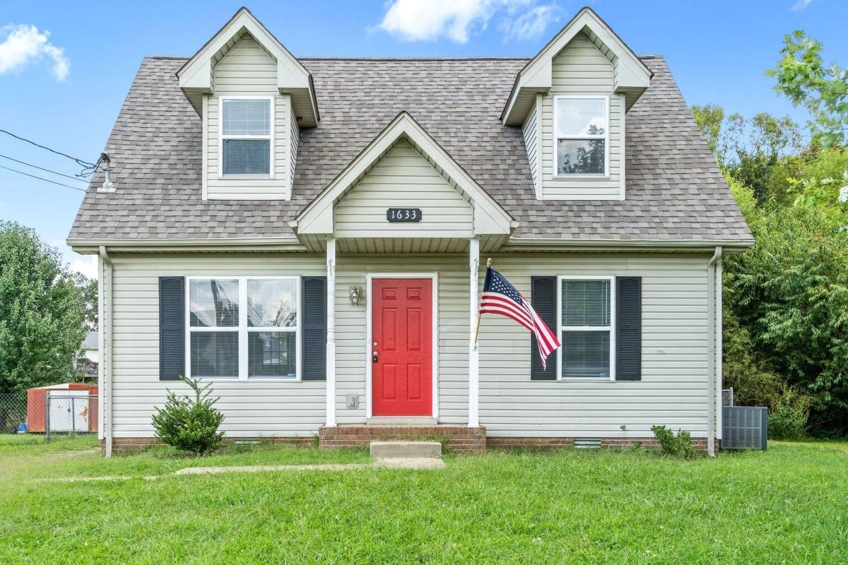 House for rent at 1633 Hannibal Dr, Oak Grove, KY 42262