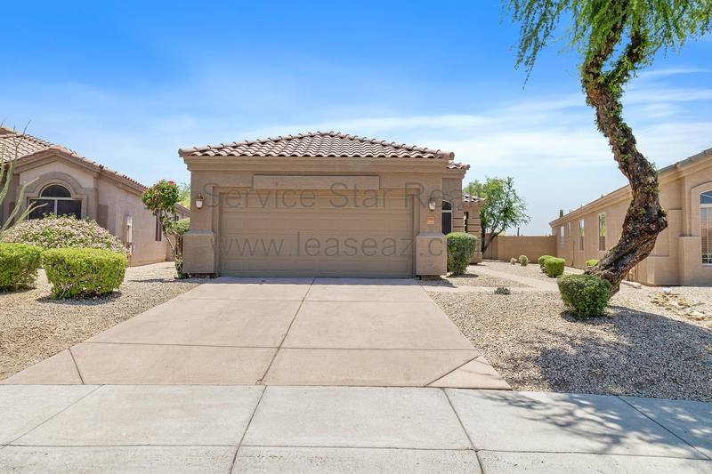 House for rent at 4425 E Smokehouse Trail, Cave Creek, AZ 85331