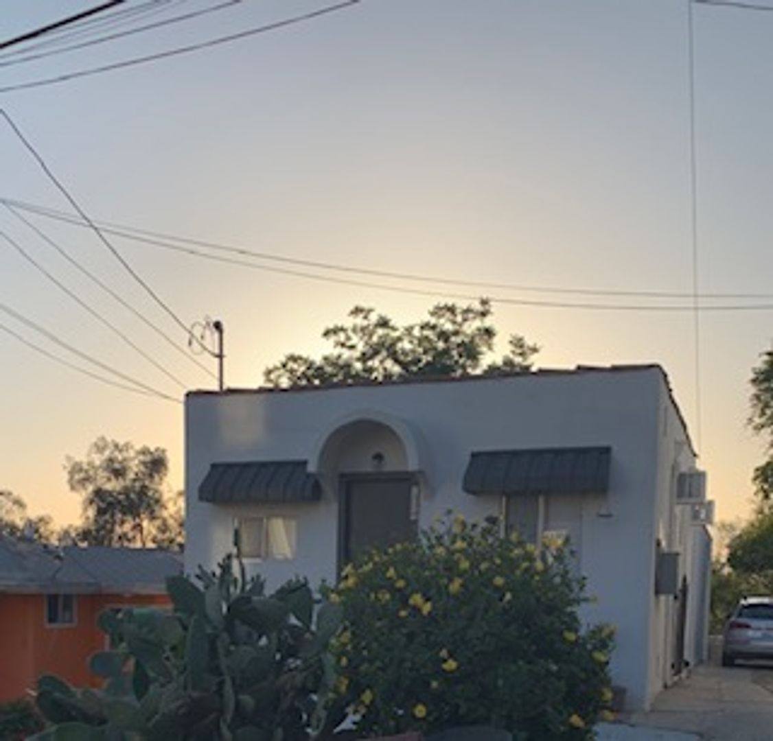 Apartment for rent at 1329 Quintero St, Los Angeles, CA 90026