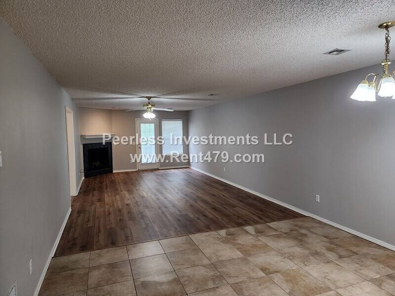 Apartment for rent at 509-A Braithwaite St, Bentonville, AR 72712
