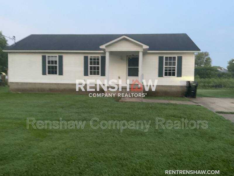 House for rent at 839 Friendship Rd, Dyersburg, TN 38024