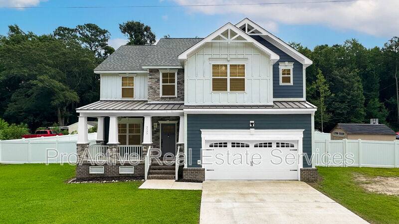 House for rent at 3533 Parr Lane, Chesapeake, VA 23323