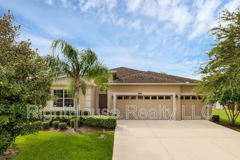 House for rent at 5244 Royce Dr, Mount Dora, FL 32757