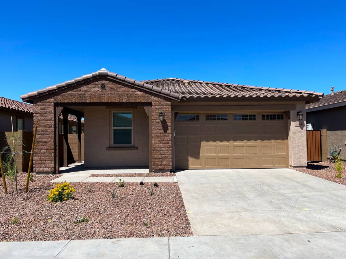 House for rent at 9124 W Glenrosa Ave, Phoenix, AZ 85037